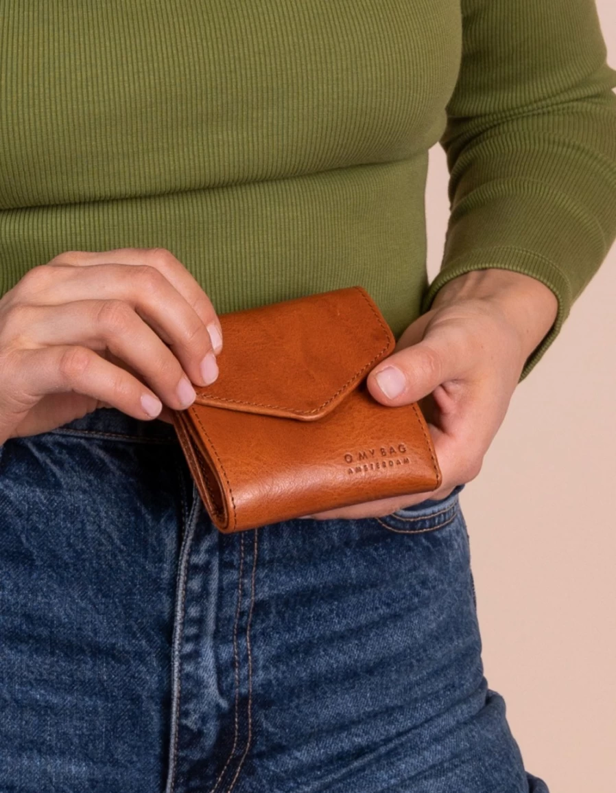 O My Bag Men's Cognac Stromboli Leather Georgie's Wallet - Premium Men's Leather Wallet