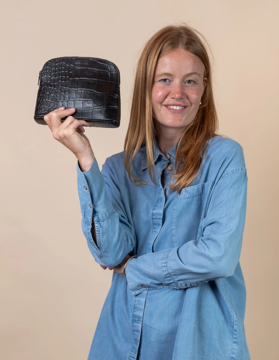 "O My Bag Women's Black Classic Croco Cosmetic Bag – Stylish Travel Makeup Pouch"