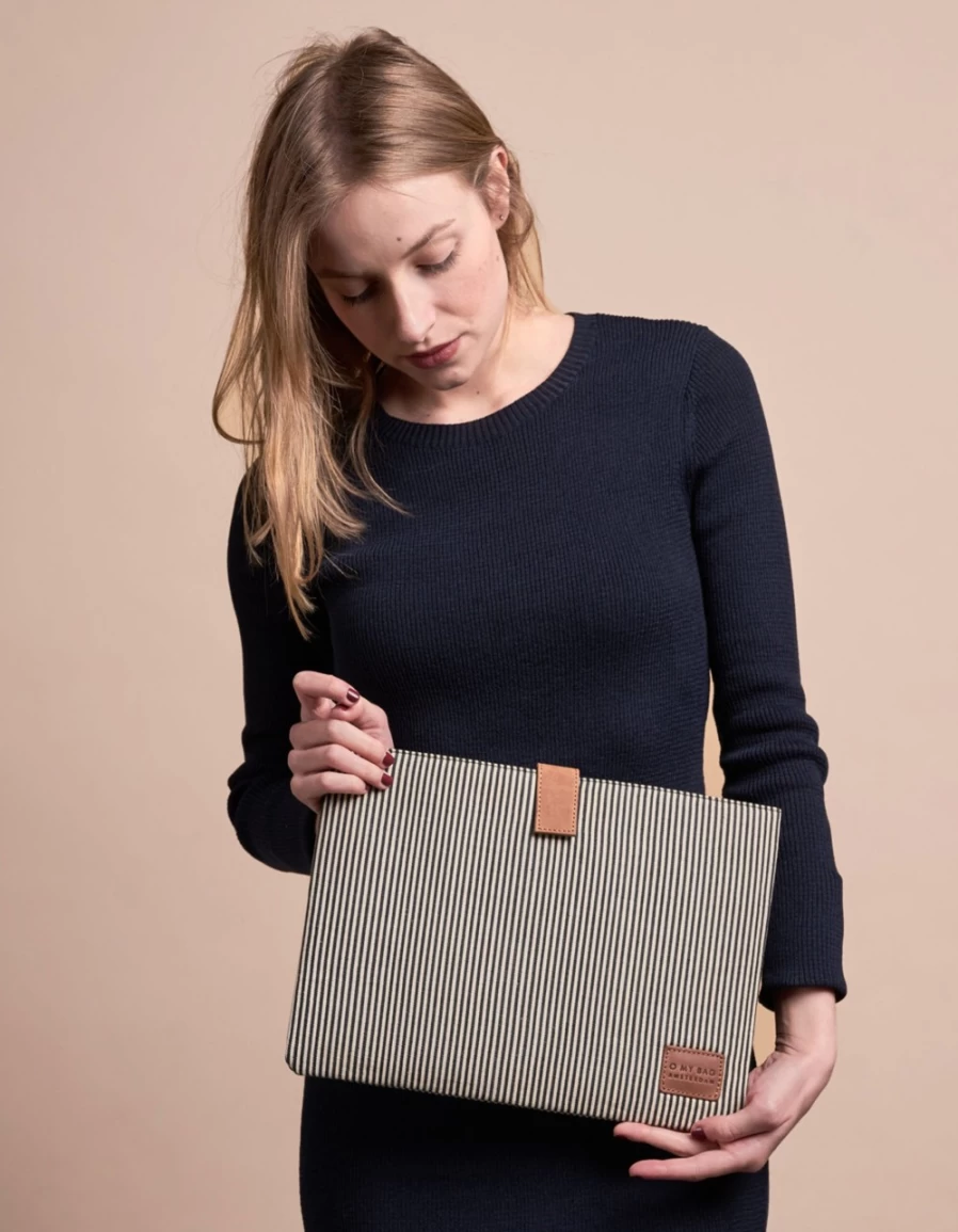 "O My Bag Women's 13" Cotton Laptop Sleeve in Camel Hunter Leather"