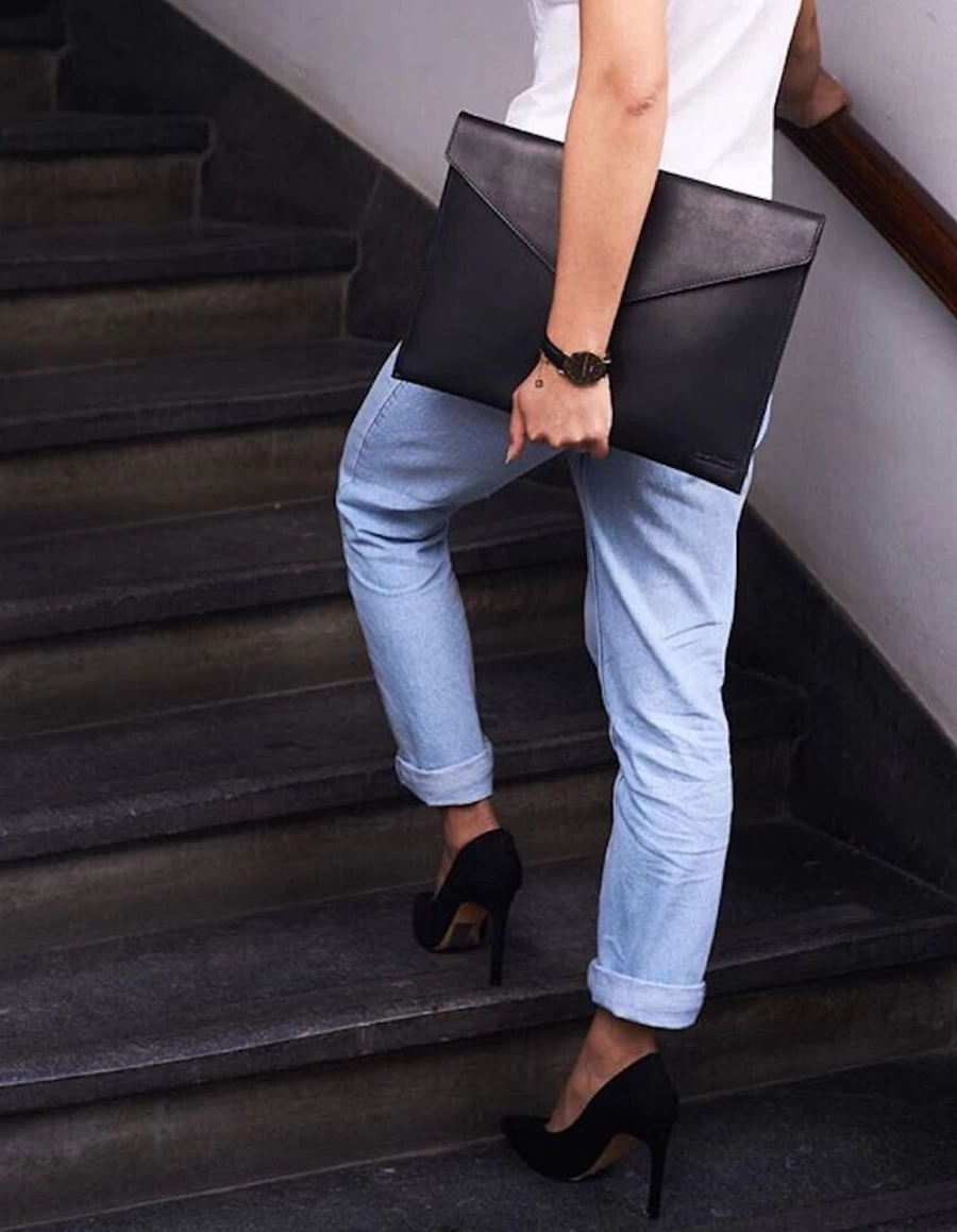"O My Bag Women's Black Classic Leather Envelope Laptop Sleeve for 13 Inch MacBook & Notebooks"