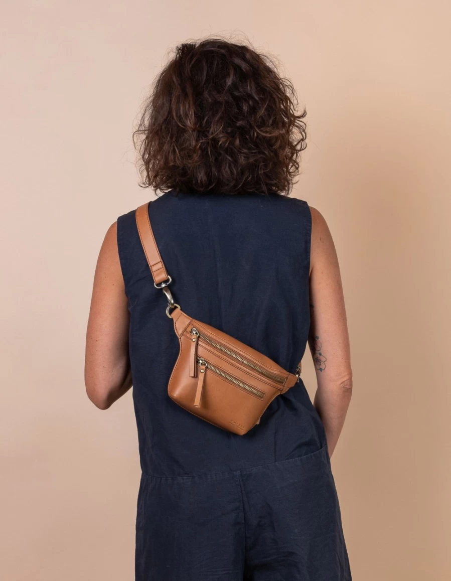 O My Bag Women's Cognac Apple Leather Bum Bag Strap - Stylish Crossbody Waist Pack