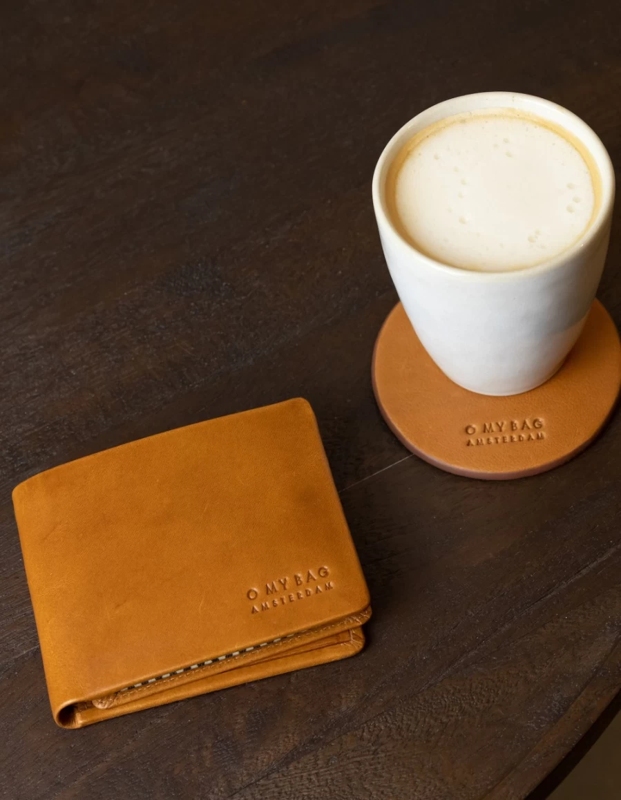O My Bag Men's Joshua's Wallet in Cognac Classic Leather - Premium Men's Leather Wallet